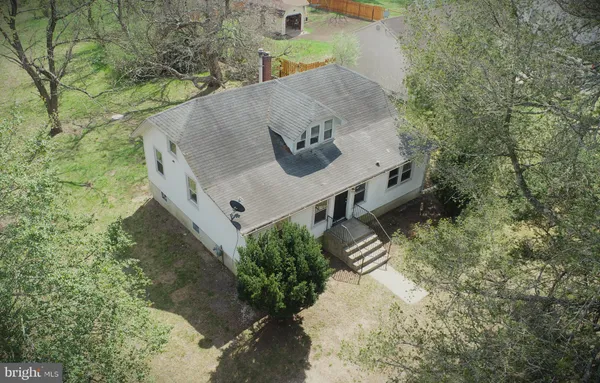 $194,900 | 65 Louis Drive, Clayton, NJ 08312