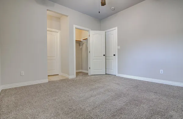 $3,295 | 1425 River Forest Drive, Round Rock, TX 78665