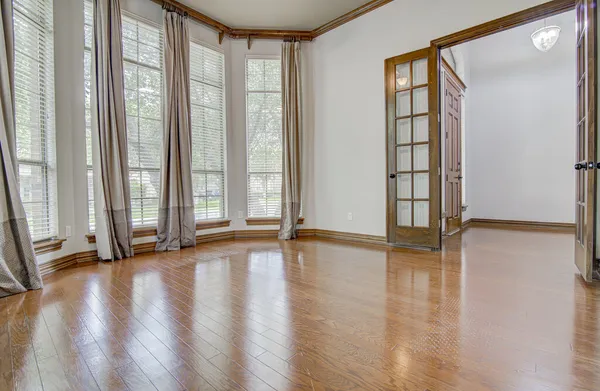$3,295 | 1425 River Forest Drive, Round Rock, TX 78665