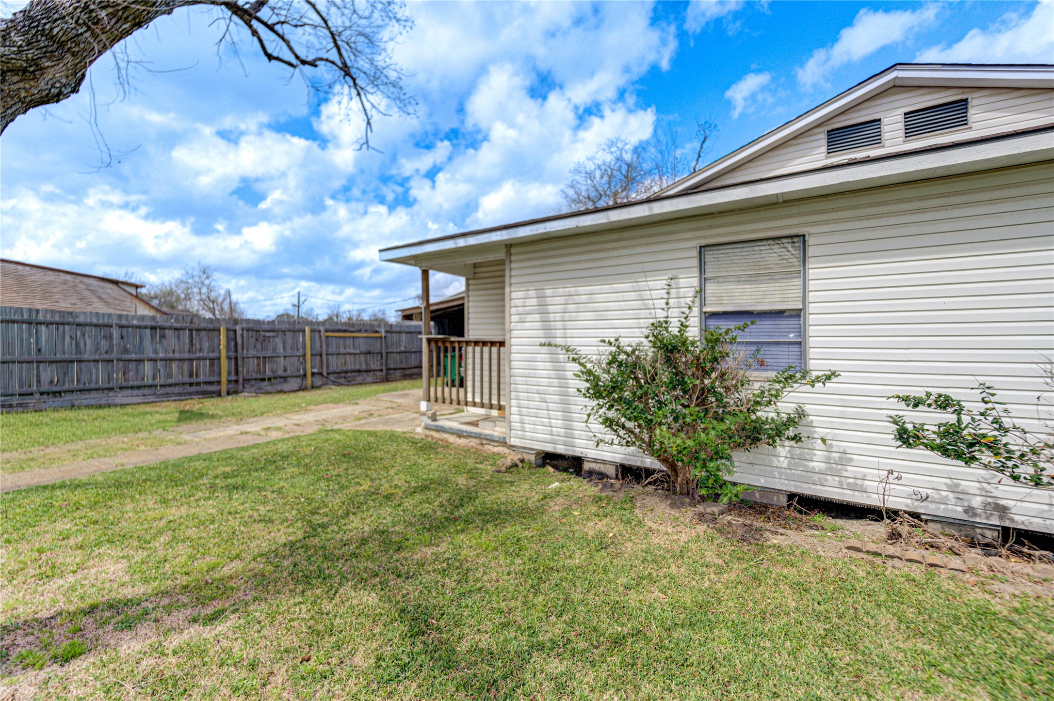 6109 Hertford Street Houston, TX 77048 - Photo 25 of 34 a view of backyard with seating space