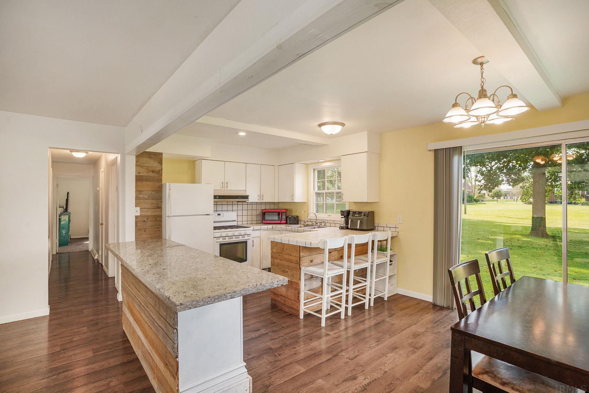 212 Shaffer Road Warsaw, IN 46580 - Photo 8 of 25 Gallery Image 8