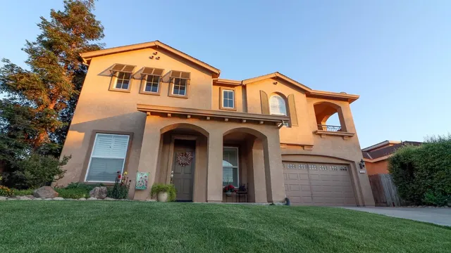 $699,999 | 3326 South Rose Brook Drive, Riverbank, CA 95367