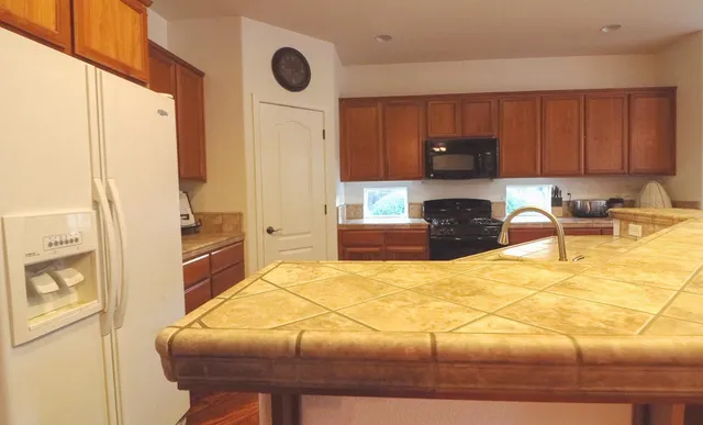 $699,999 | 3326 South Rose Brook Drive, Riverbank, CA 95367