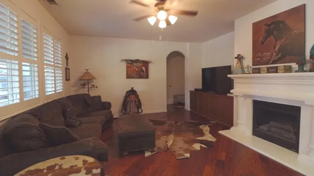 $699,999 | 3326 South Rose Brook Drive, Riverbank, CA 95367