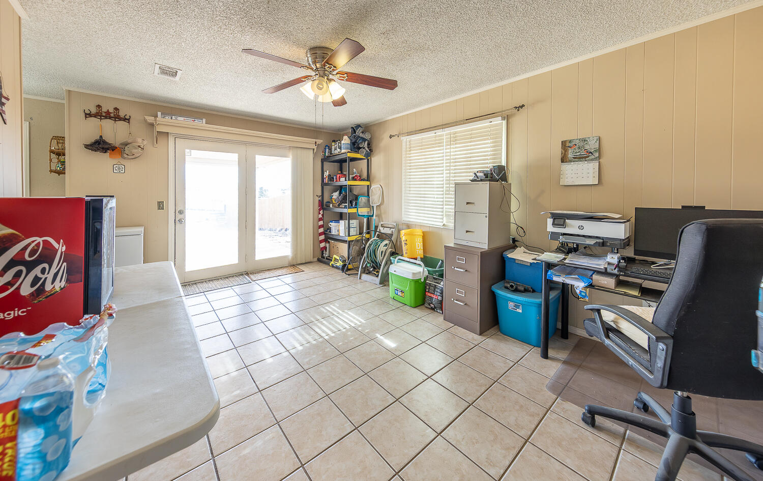 6 Ridge Road Ransom Canyon, TX 79366 - Photo 10 of 31 a living room with furniture and a window