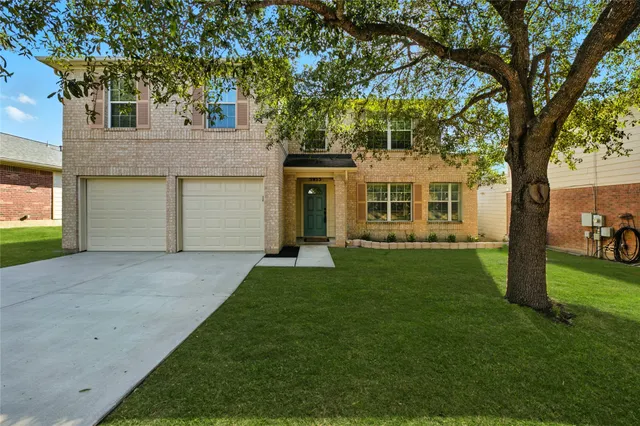 $2,100 | 3933 Brook Hollow Drive, Schertz, TX 78154