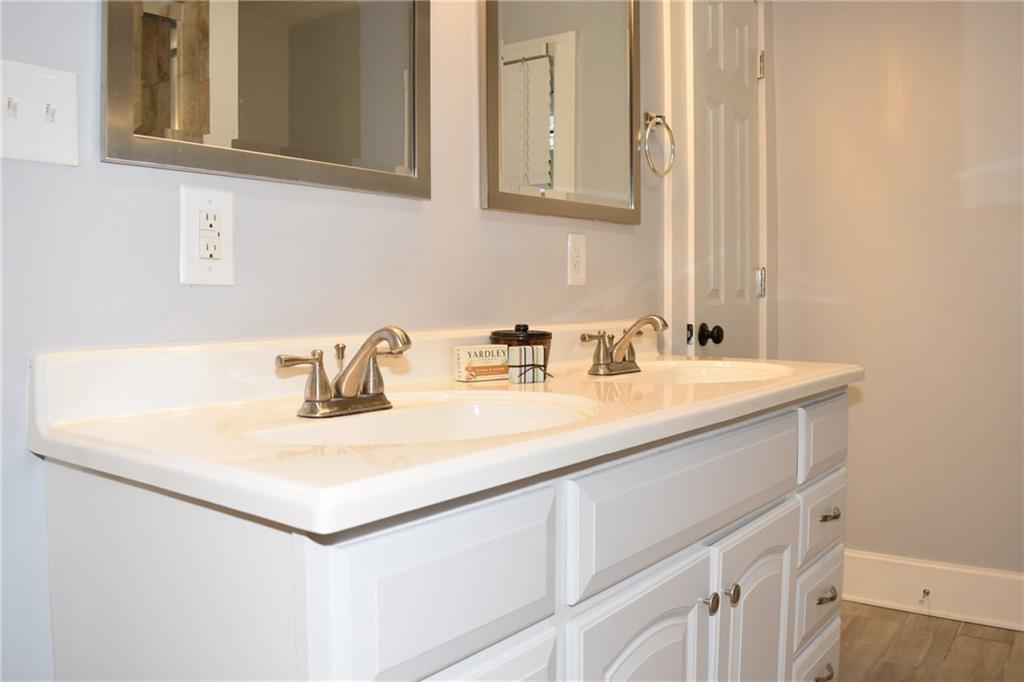 3137 Ruckle Street Indianapolis, IN 46205 - Photo 18 of 26 Gallery Image 18