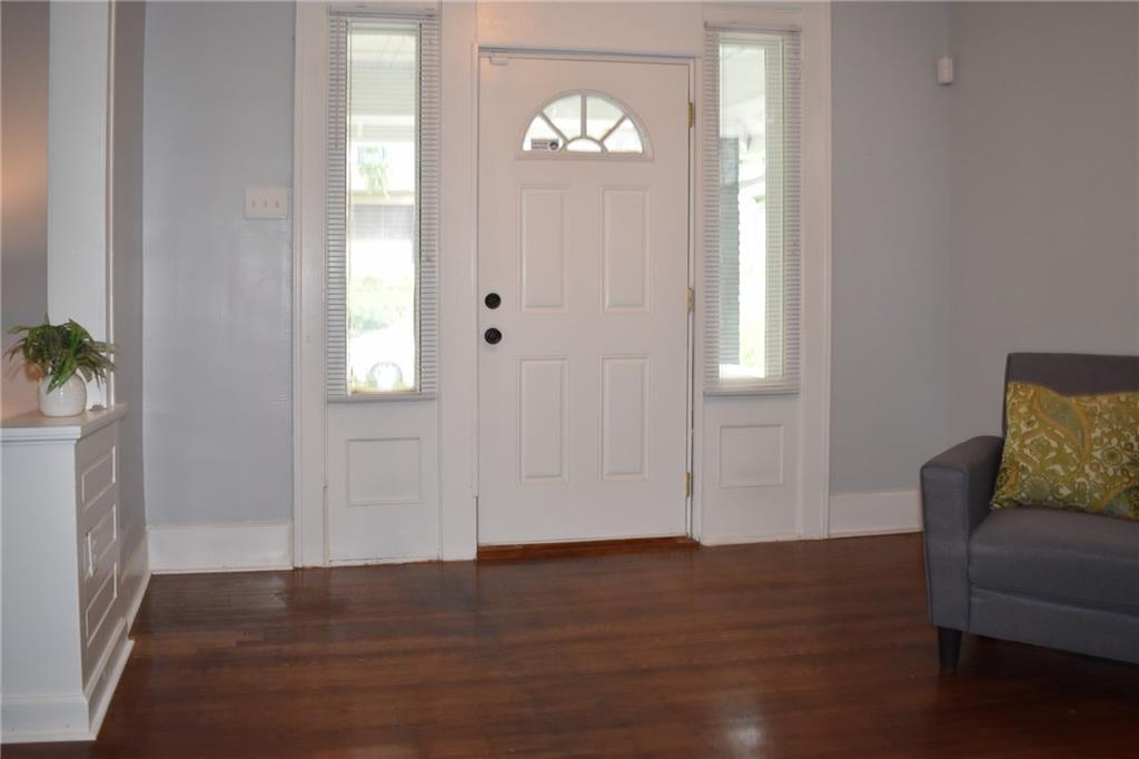 3137 Ruckle Street Indianapolis, IN 46205 - Photo 3 of 26 Gallery Image 3
