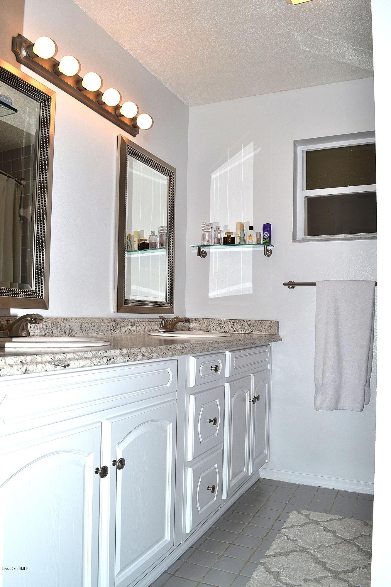 1237 Rayfield Street Southeast Palm Bay, FL 32909 - Photo 12 of 22 master bath