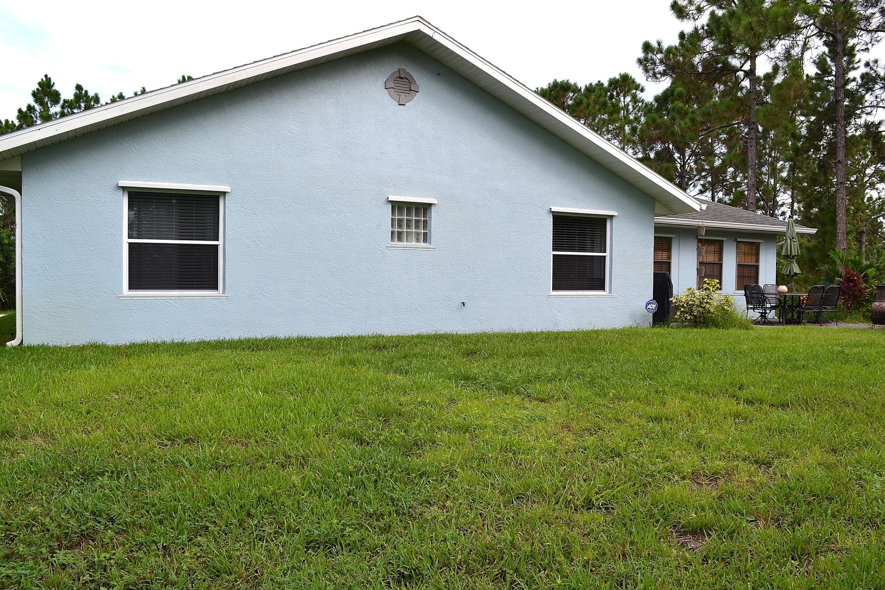 1237 Rayfield Street Southeast Palm Bay, FL 32909 - Photo 21 of 22 DSC_0192