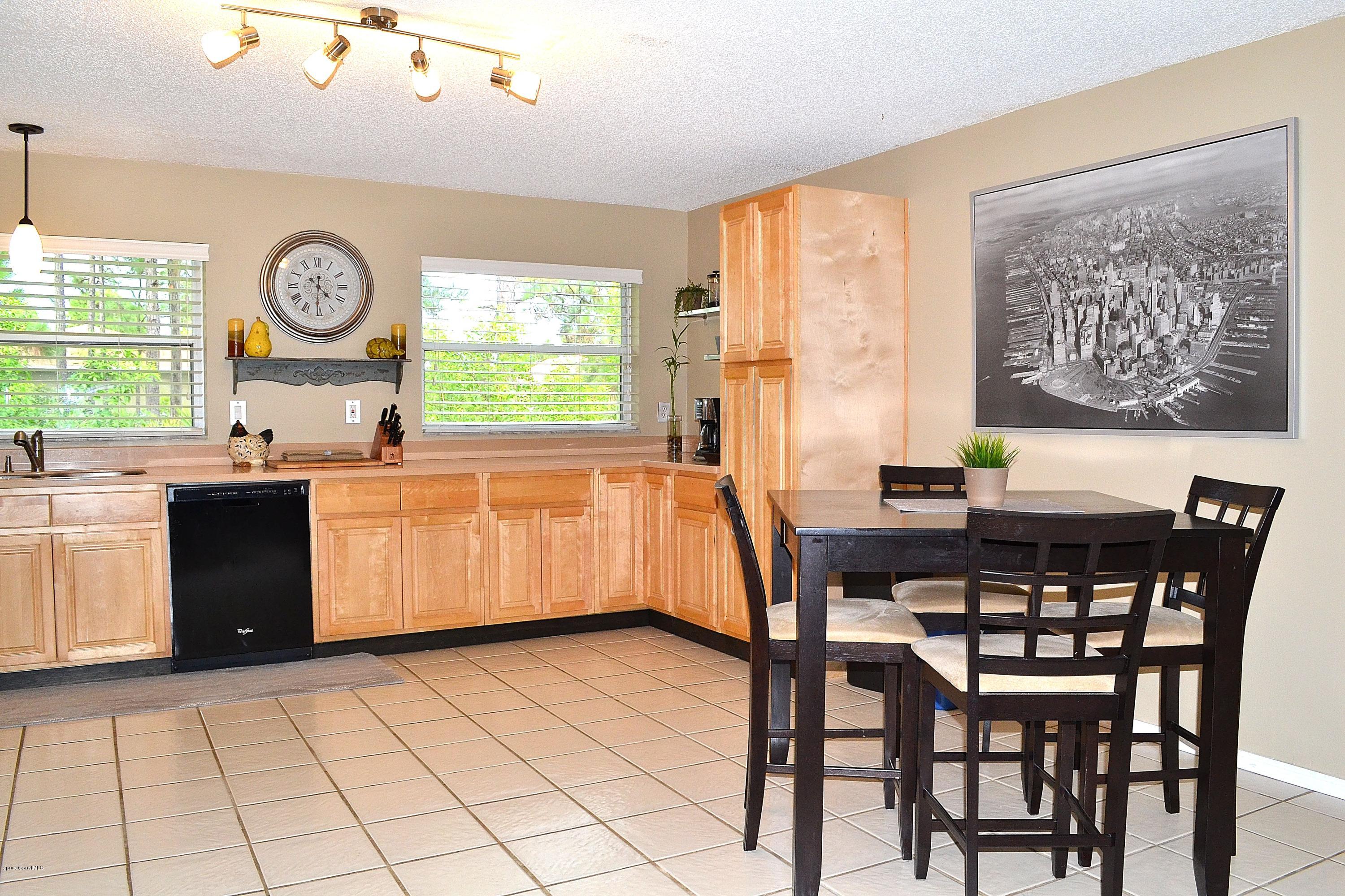 1237 Rayfield Street Southeast Palm Bay, FL 32909 - Photo 8 of 22 7