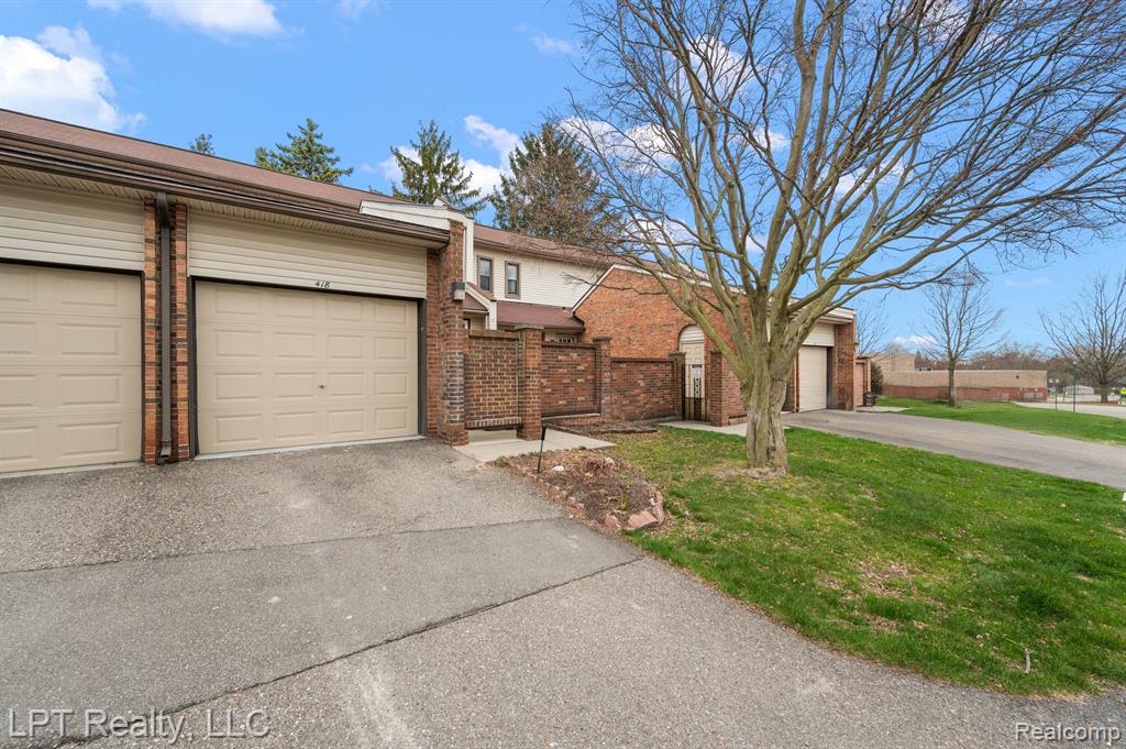 418 Willow Grove Lane Rochester Hills, MI 48307 - Photo 37 of 42
