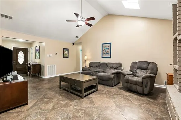 $235,000 | 3012 Legend Drive, Meraux, LA 70075