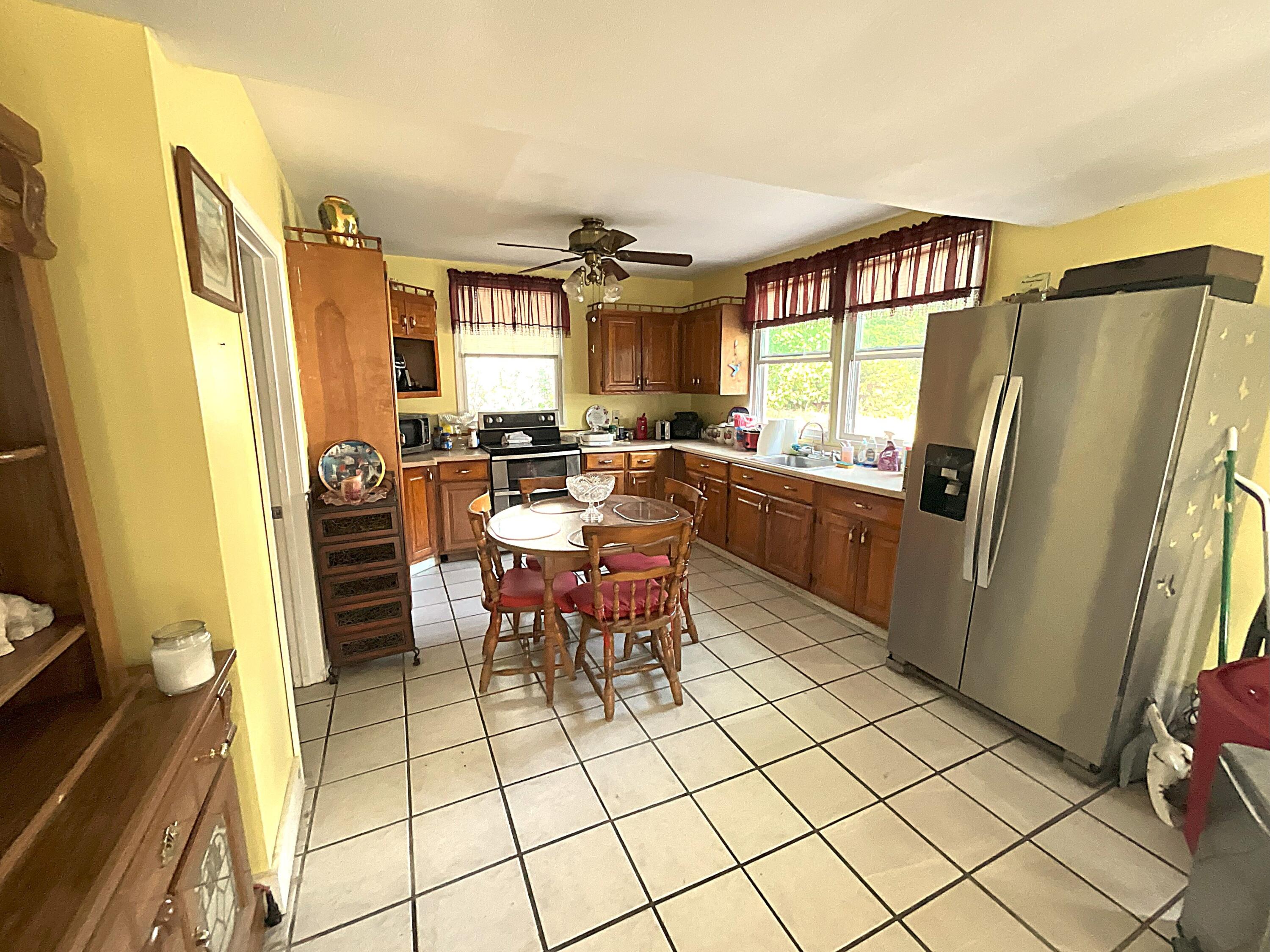 19 Depot Street Buxton, ME 04093 - Photo 4 of 28 Kitchen1