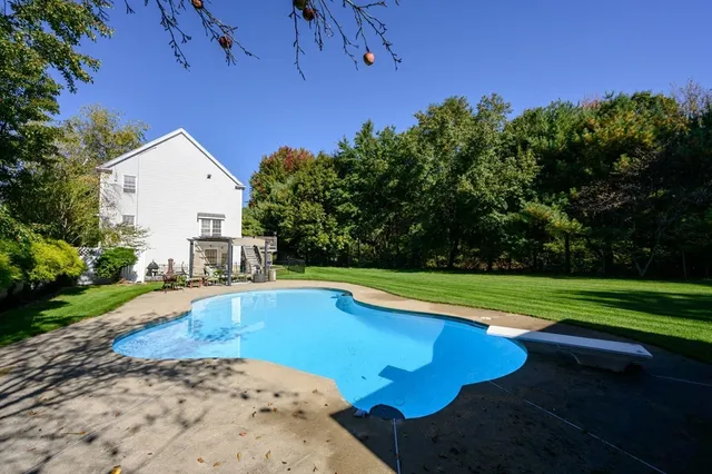 $925,000 | 6 Horton Drive, Norton, MA 02766