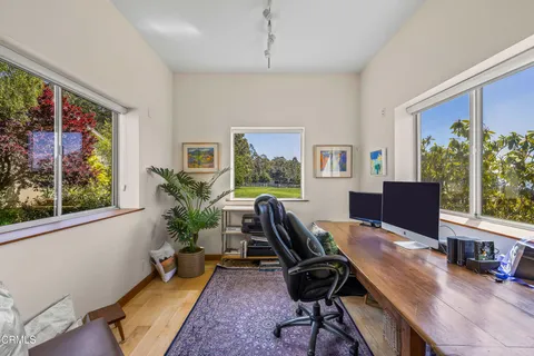 $3,995,000 | 28651 Highway 1, Gualala, CA 95445