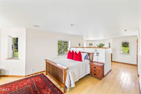 $3,995,000 | 28651 Highway 1, Gualala, CA 95445