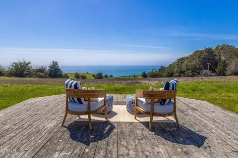 $3,995,000 | 28651 Highway 1, Gualala, CA 95445