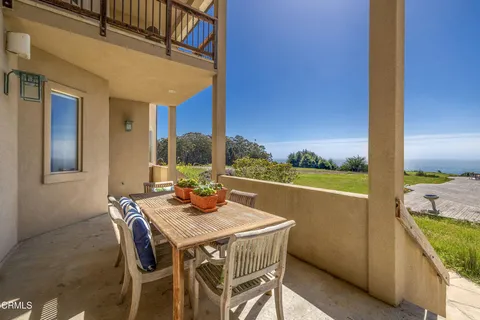 $3,995,000 | 28651 Highway 1, Gualala, CA 95445