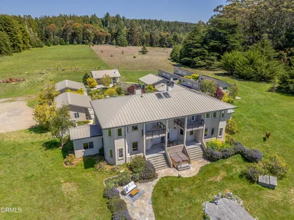 $3,995,000 | 28651 Highway 1, Gualala, CA 95445