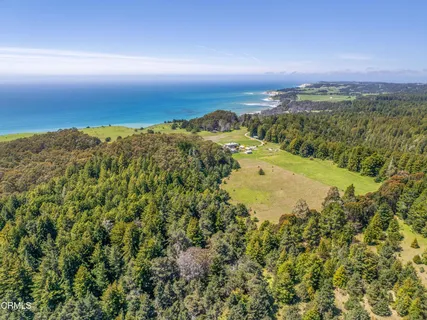 $3,995,000 | 28651 Highway 1, Gualala, CA 95445
