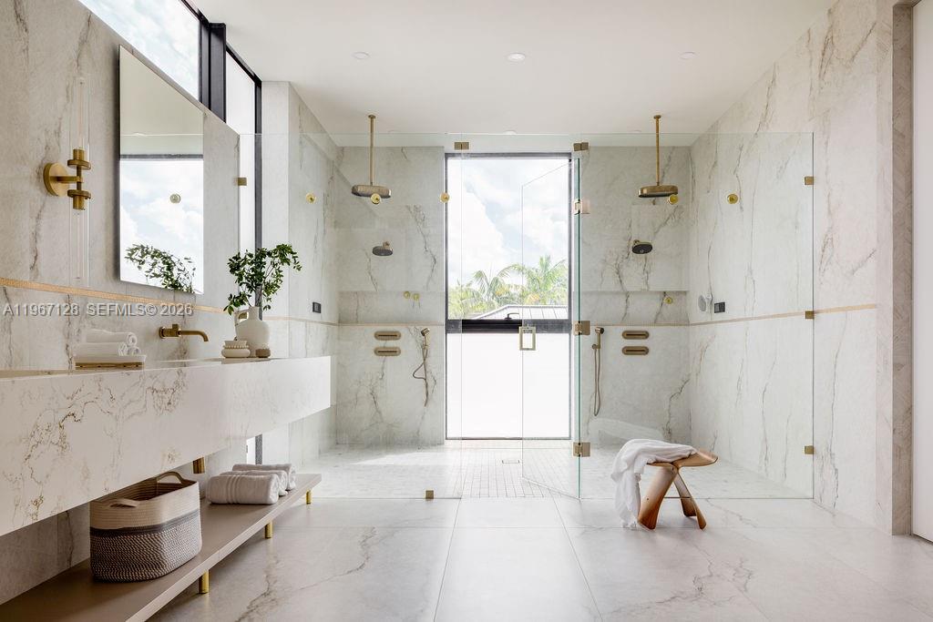 1102 Washington Street Hollywood, FL 33019 - Photo 15 of 33