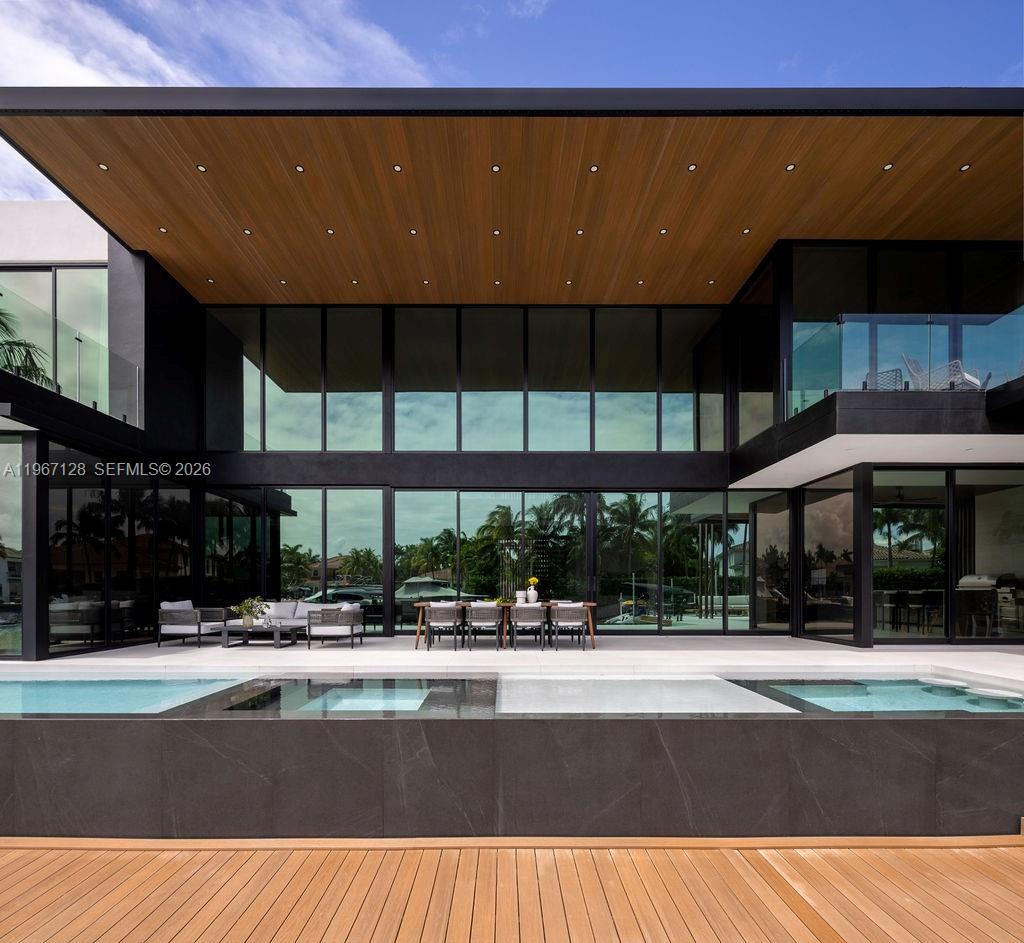 1102 Washington Street Hollywood, FL 33019 - Photo 20 of 34