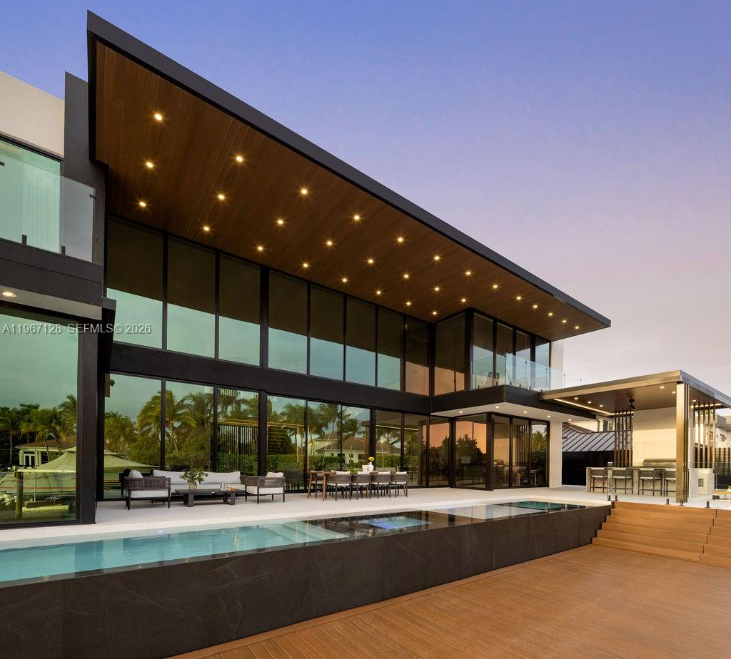 1102 Washington Street Hollywood, FL 33019 - Photo 28 of 33