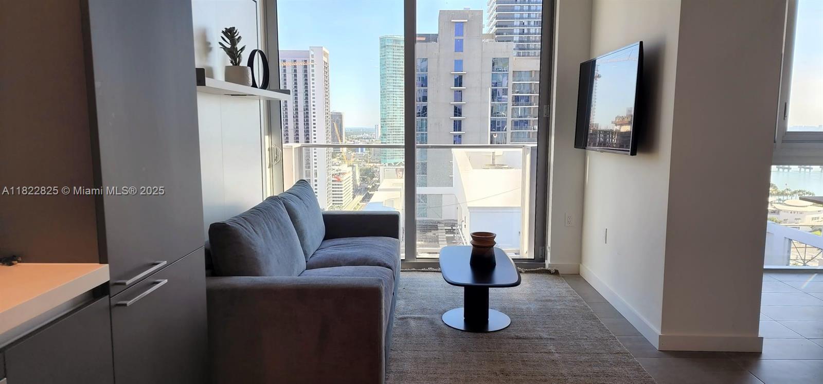 227 Northeast 2nd Street, Unit 2907 Miami, FL 33132 - Photo 8 of 36