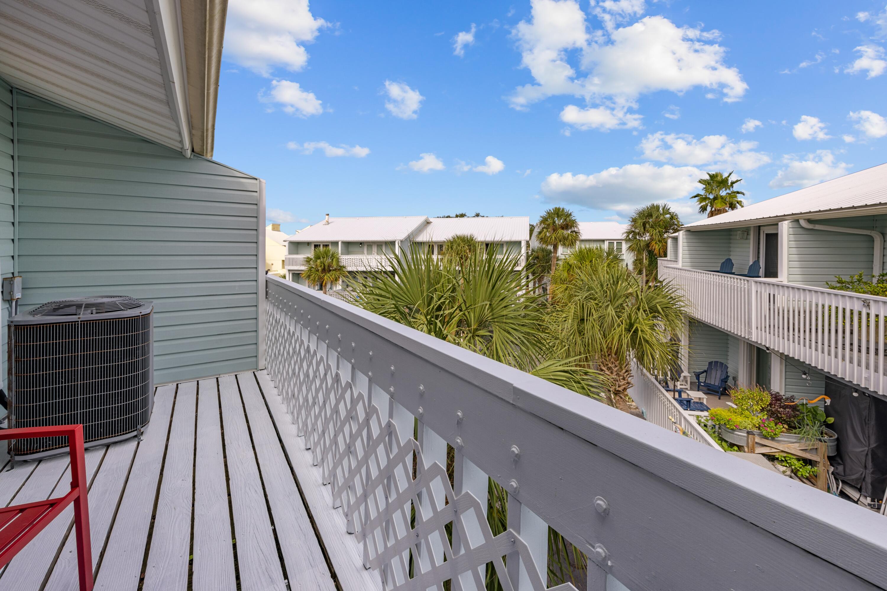 8522 Gulf Boulevard, Unit 3 Navarre, FL 32566 - Photo 27 of 53 602A9329