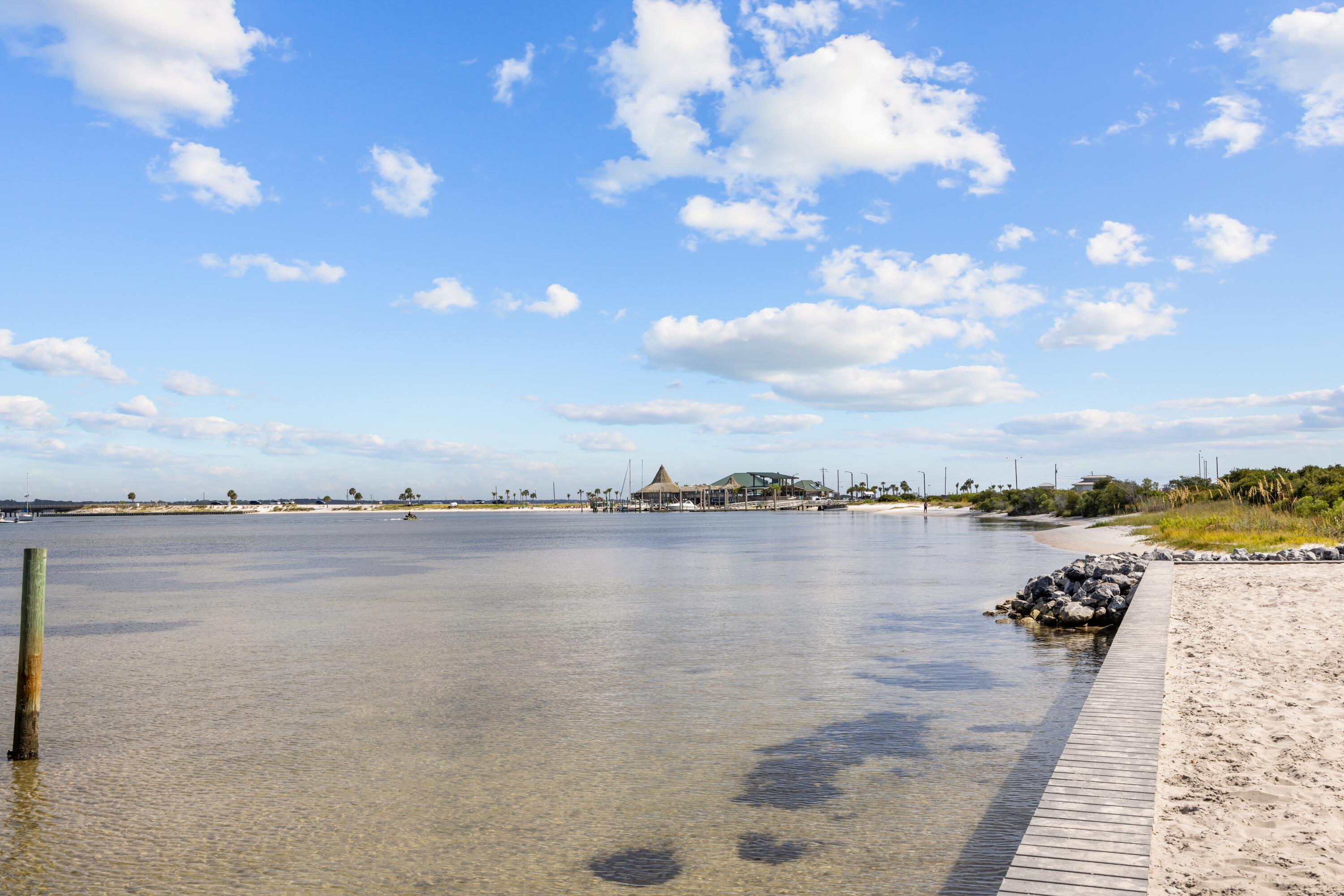 8522 Gulf Boulevard, Unit 3 Navarre, FL 32566 - Photo 43 of 53 602A9520