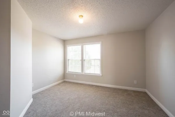 $2,000 | 859 Runnymede Drive, Greenfield, IN 46140