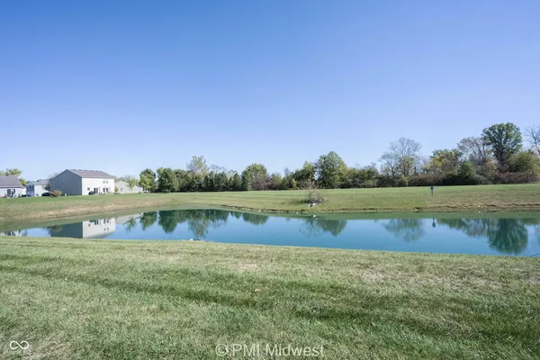 $2,000 | 859 Runnymede Drive, Greenfield, IN 46140