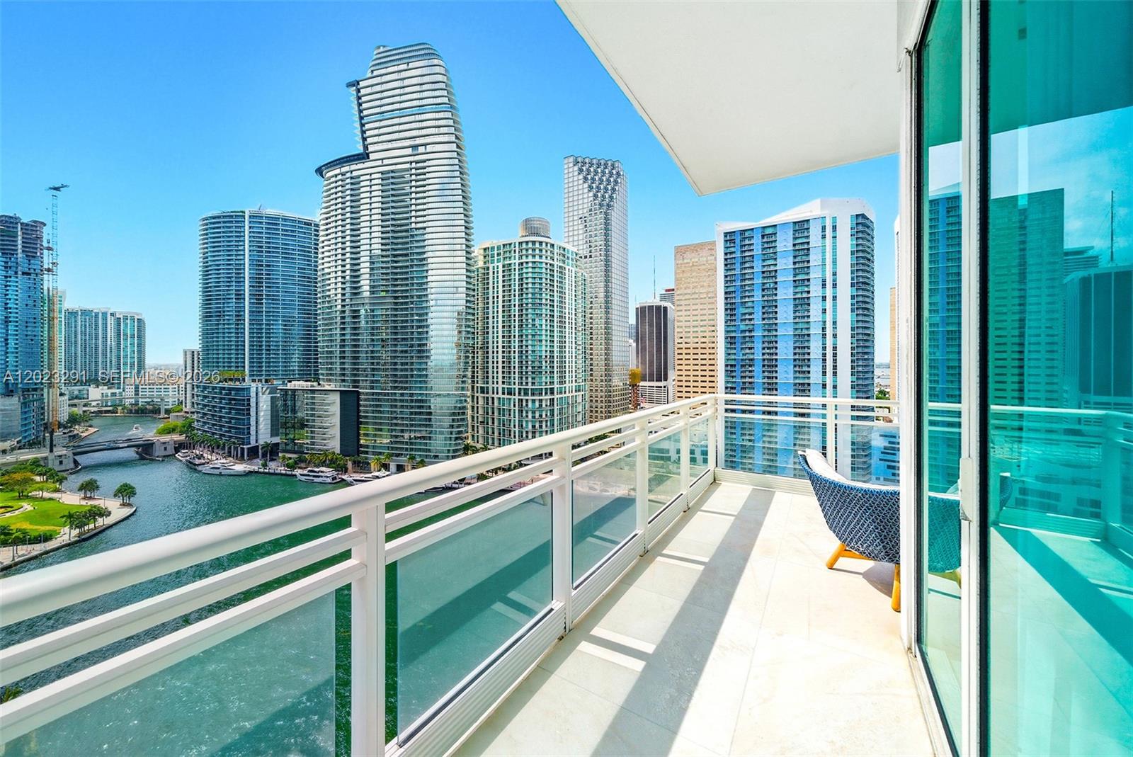 900 Brickell Key Boulevard, Unit 1801 Miami, FL 33131 - Photo 32 of 41
