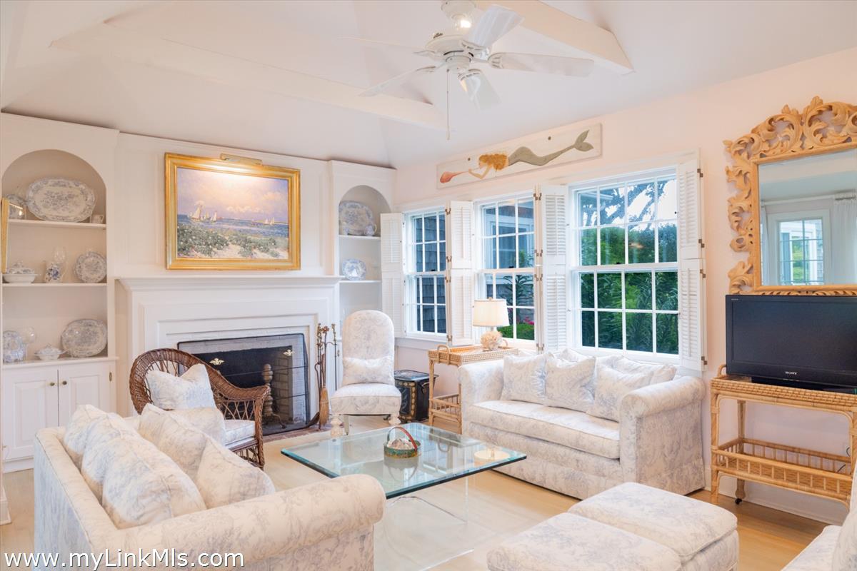 72 Baxter Road Nantucket, MA 02554 - Photo 13 of 35 Gallery Image 13
