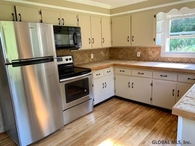 19 Blessing Road Bethlehem, NY 12159 - Photo 7 of 20 Photo 7