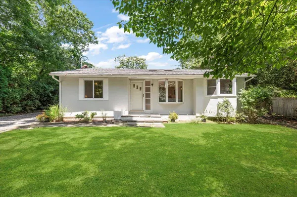 $795,000 | 56 West Donellan Road, Hampton Bays, NY 11946
