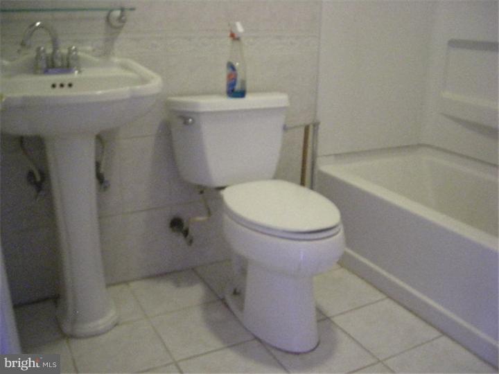 721 West County Line Road Horsham, PA 19040 - Photo 8 of 11 Bathroom