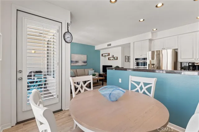 $1,324,000 | 19271 Surfwave Drive, Huntington Beach, CA 92648