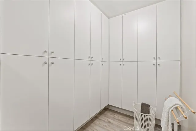 $1,324,000 | 19271 Surfwave Drive, Huntington Beach, CA 92648