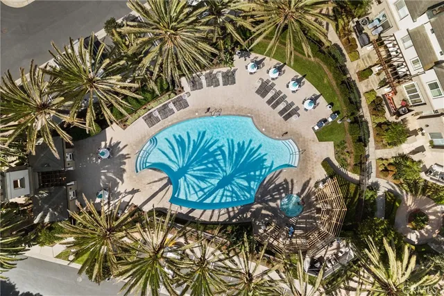 $1,324,000 | 19271 Surfwave Drive, Huntington Beach, CA 92648