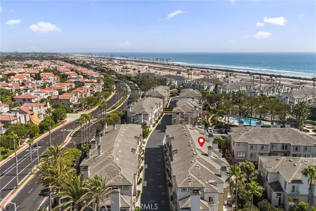 $1,324,000 | 19271 Surfwave Drive, Huntington Beach, CA 92648