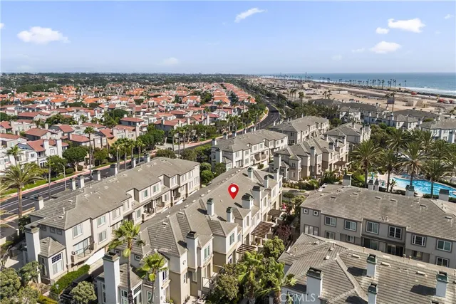 $1,324,000 | 19271 Surfwave Drive, Huntington Beach, CA 92648