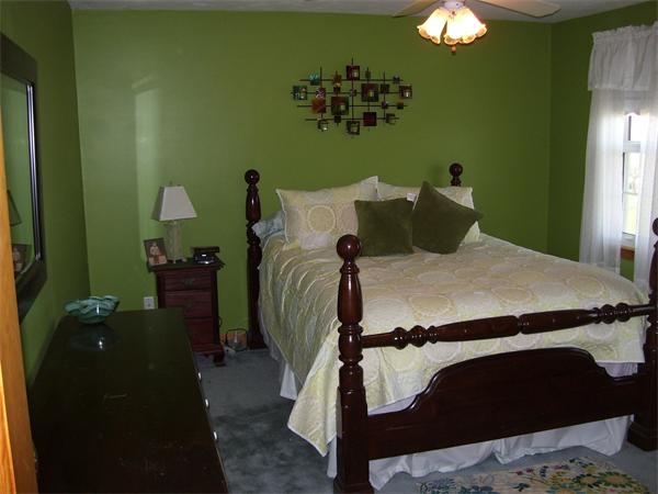 56 Clover Hill Road Northbridge, MA 01588 - Photo 17 of 22 Gallery Image 17