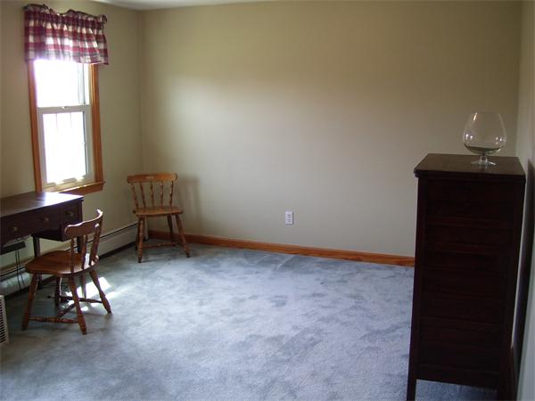 56 Clover Hill Road Northbridge, MA 01588 - Photo 18 of 22 Gallery Image 18