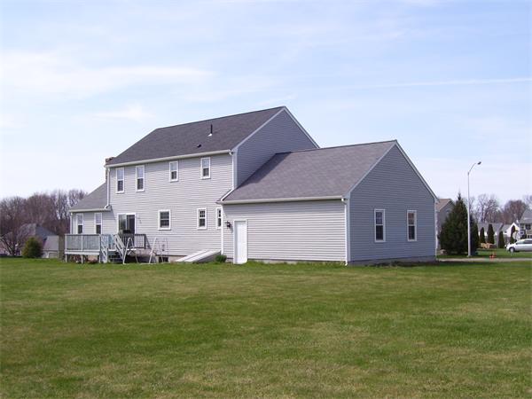 56 Clover Hill Road Northbridge, MA 01588 - Photo 2 of 22 Gallery Image 2
