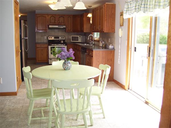 56 Clover Hill Road Northbridge, MA 01588 - Photo 8 of 22 Gallery Image 8