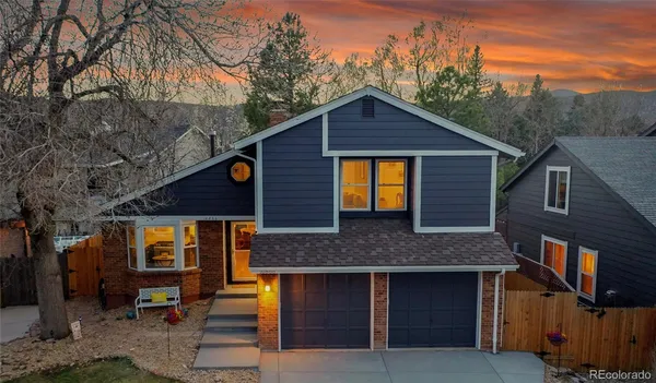 $715,000 | 10866 Half Moon Pass, Littleton, CO 80127