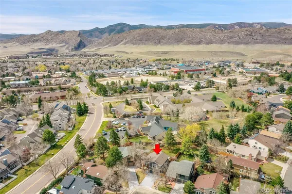 $715,000 | 10866 Half Moon Pass, Littleton, CO 80127