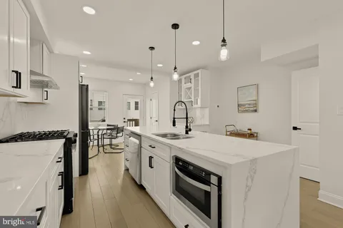 $750,000 | 1120 Owen Place Northeast, Washington, DC 20002